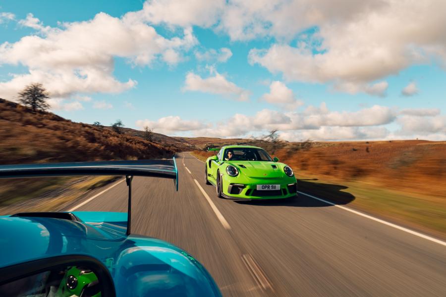  Porsche 911 GT3 RS (991) 2018 года  (UK) (фото 20 из 39)